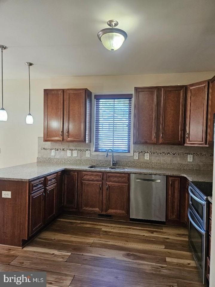 130-A Pineview Ave - Photo 7 of 24