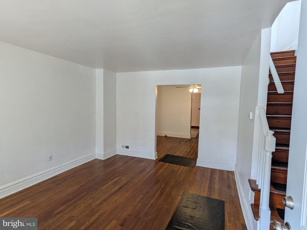 3018 Larue Sq E - Photo 7 of 50