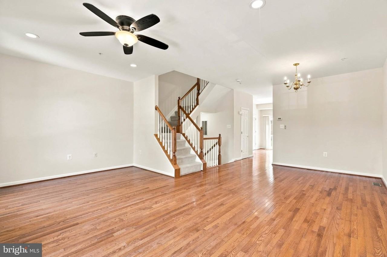 107 Hearth Ct - Photo 7 of 24