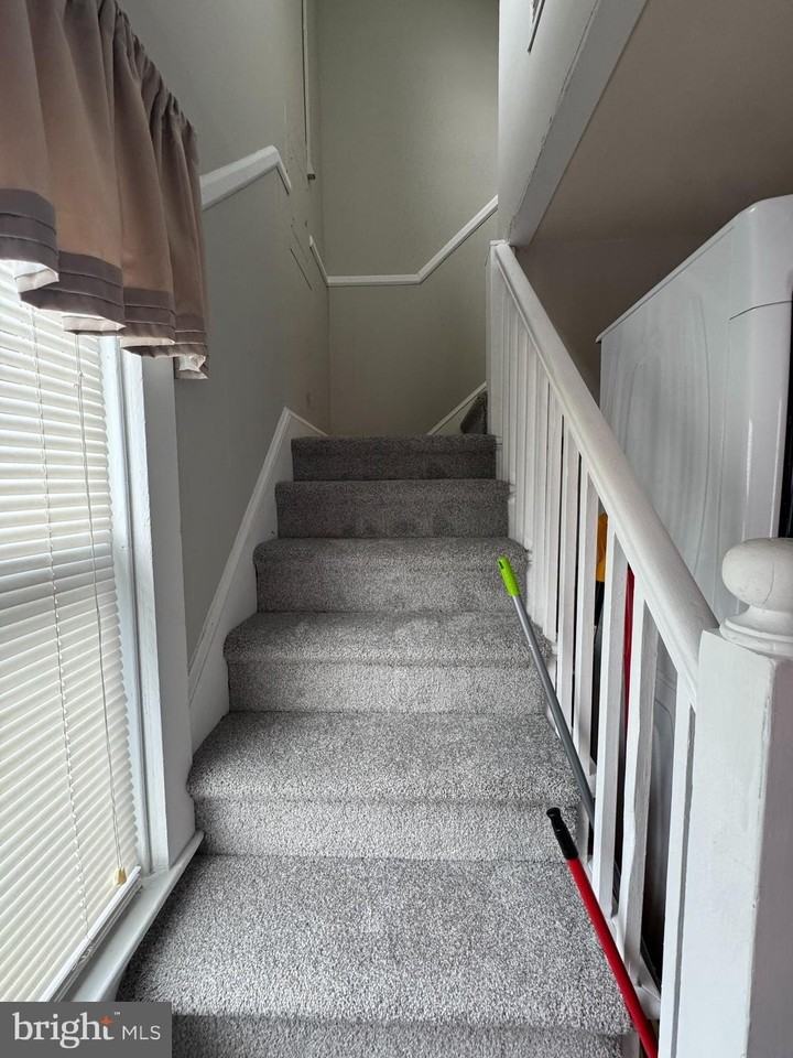 14955 Foster Ln - Photo 3 of 11