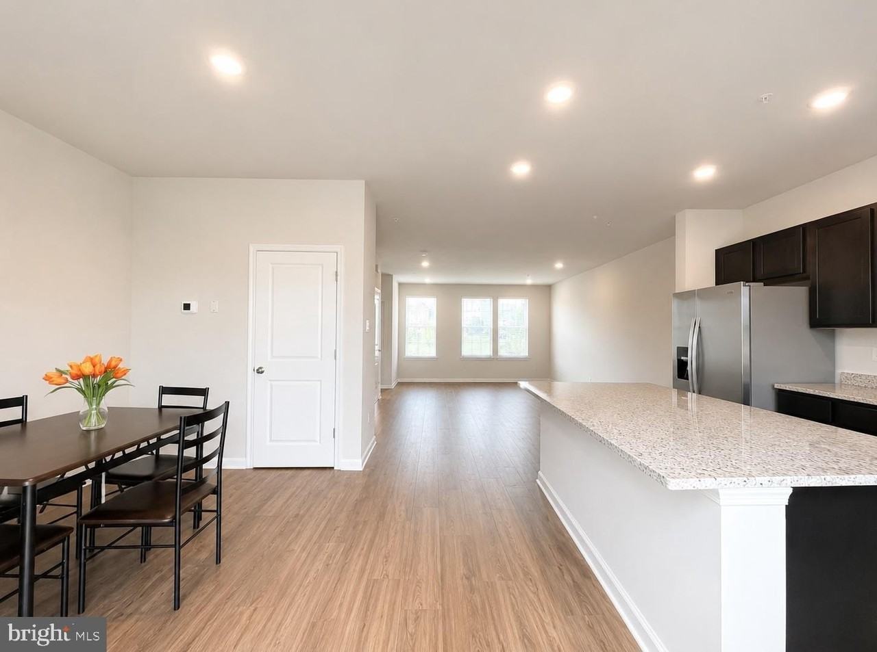 1221 Apollo Dr - Photo 2 of 18