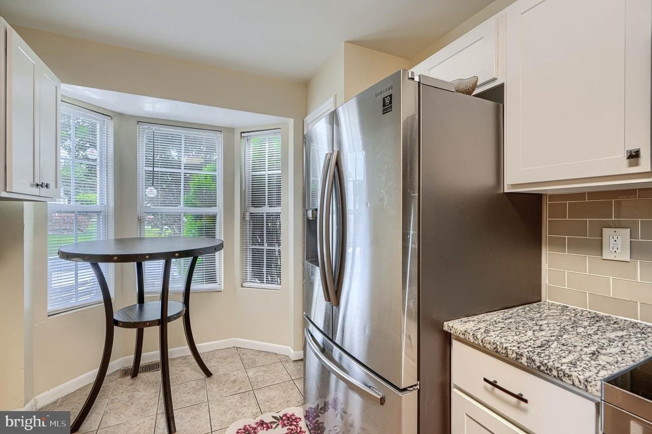 3818 Swift Run Dr - Photo 5 of 30