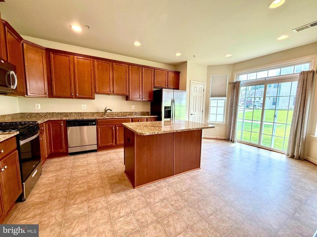 44517 Gray Wolf St - Photo 2 of 22