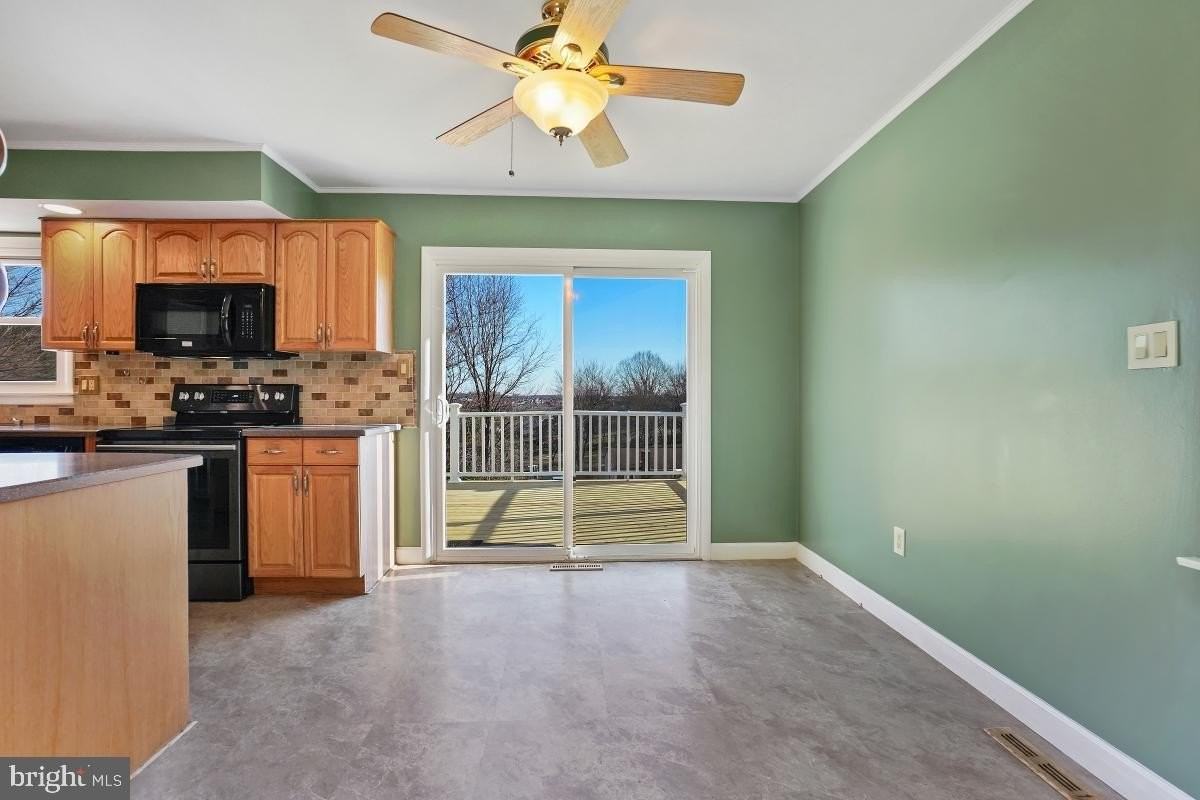 12316 Fountain Dr - Photo 7 of 45