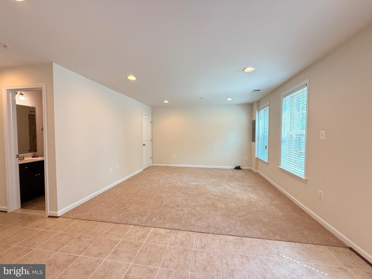 8912 Tower Pl - Photo 6 of 45