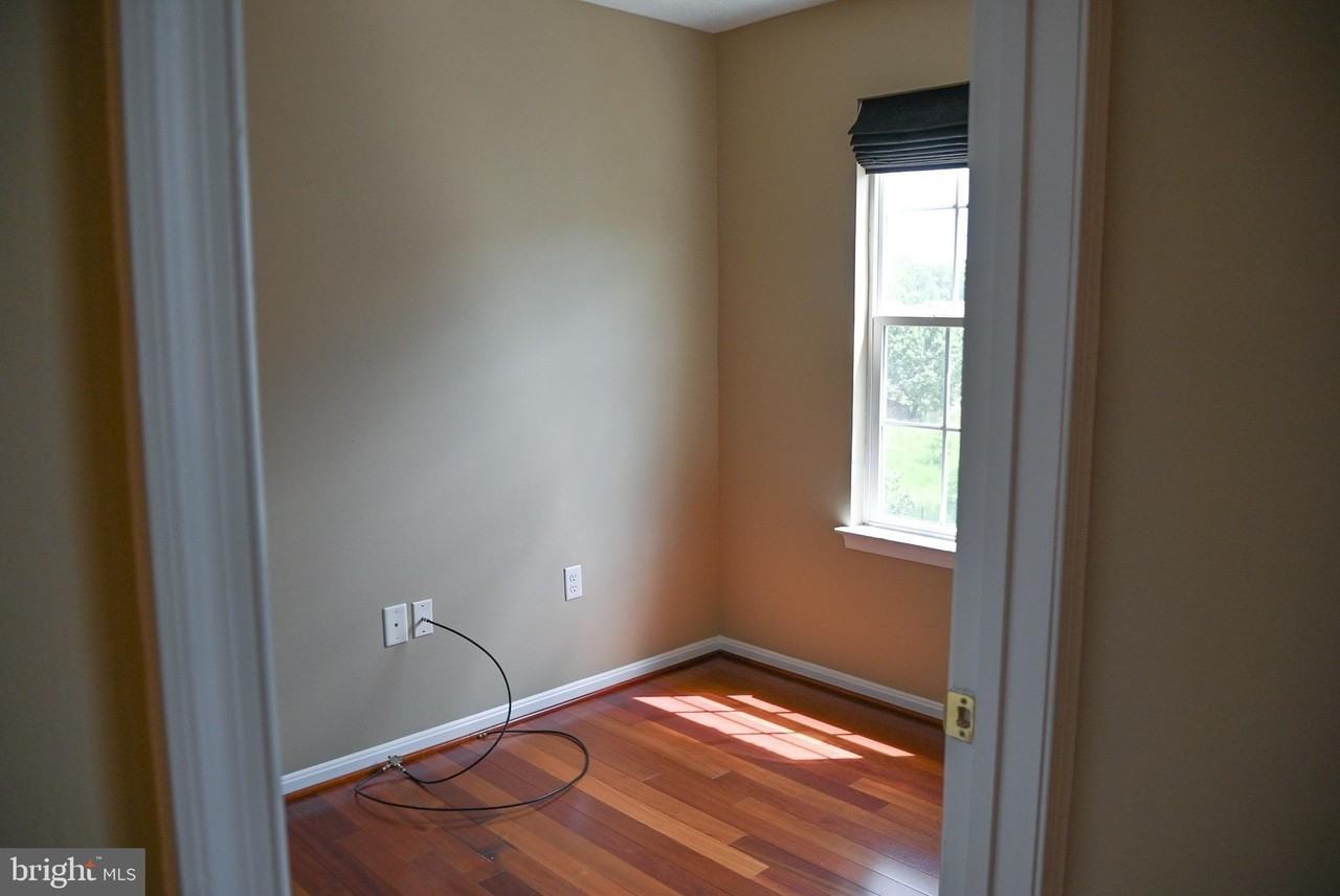 45511 Westmeath Way #D31 - Photo 5 of 17