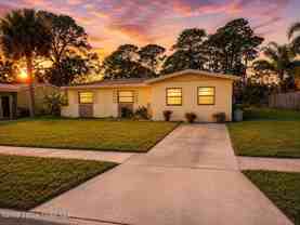 1070 Lee Ave - Photo 1 of 1