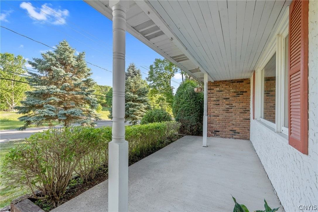 6555 Woodchuck Hill Rd - Photo 3 of 48