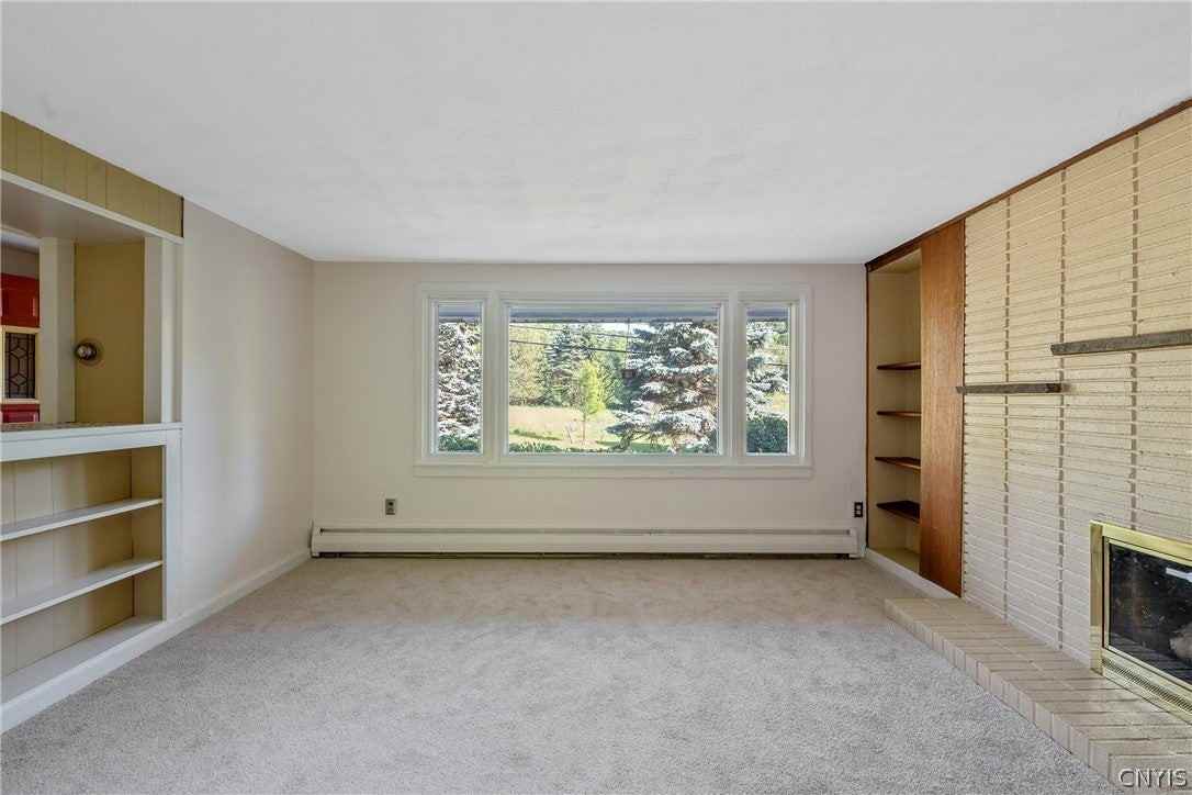 6555 Woodchuck Hill Rd - Photo 7 of 48