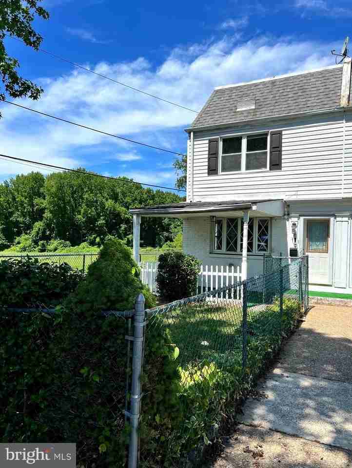 5619 Mitchell Rd - Photo 2 of 25