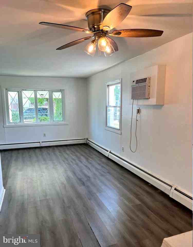 5619 Mitchell Rd - Photo 7 of 25