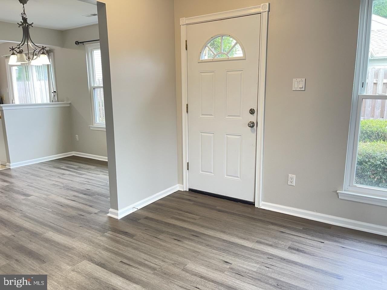 294 Woods Edge Pl - Photo 3 of 30