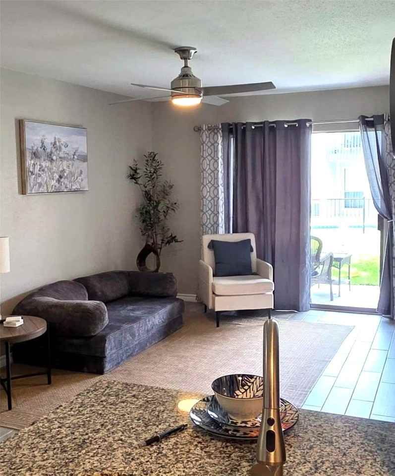 13151 Walden Rd - Photo 2 of 7