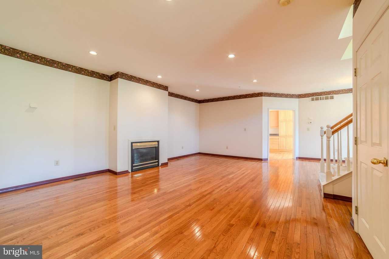 651 Fawn Cir - Photo 5 of 27