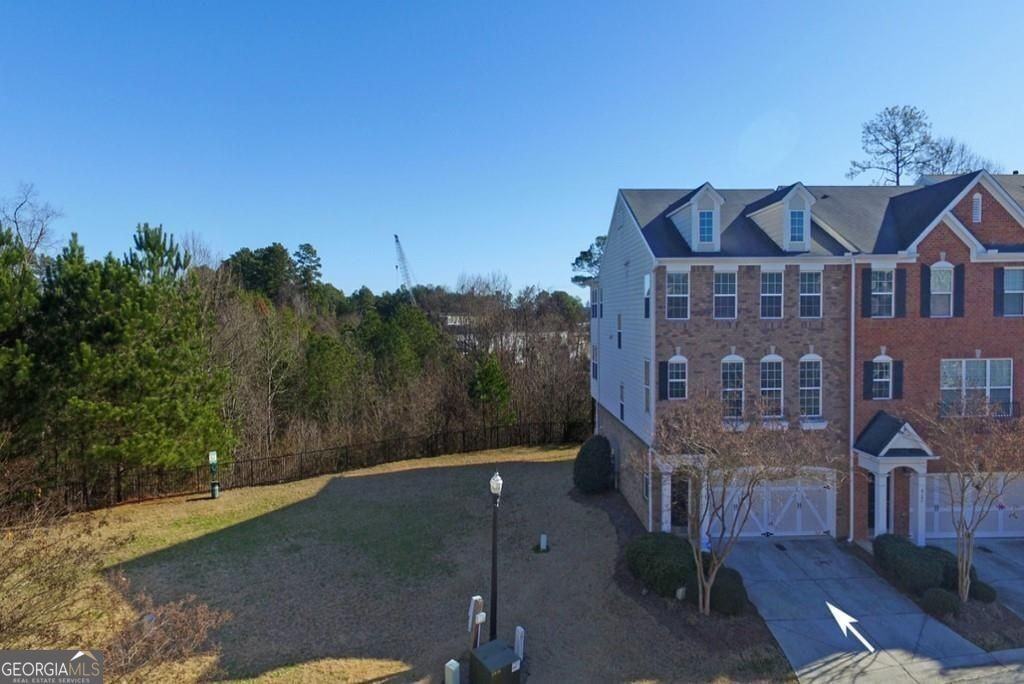 6135 Indian Wood Cir Se - Photo 2 of 28