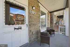 featured image of 6114 Ross St