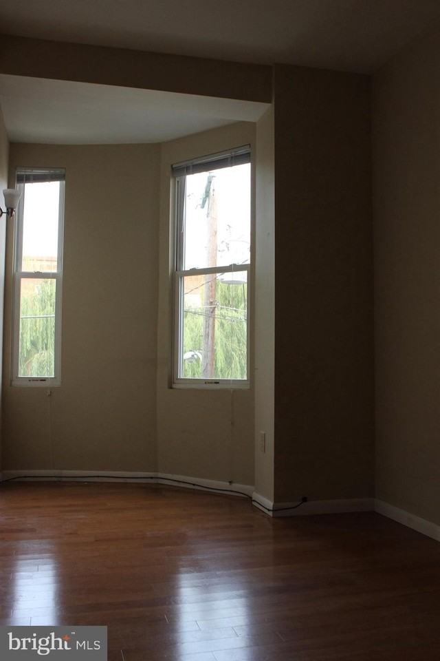 436 N 32nd St #2 - Photo 6 of 12