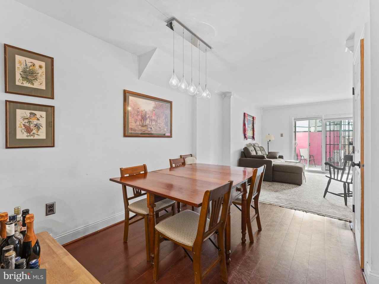 1422 Montrose St - Photo 4 of 18