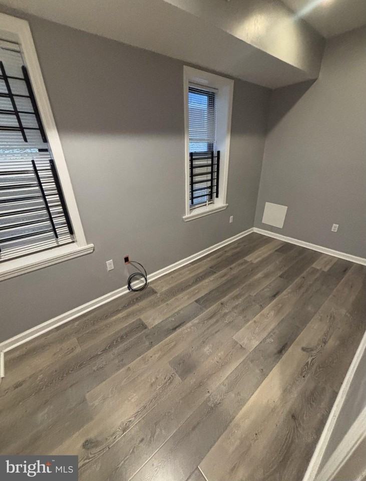 1717 Fontain St - Photo 6 of 22