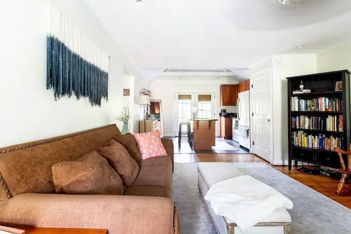 5204 Nevada Ave - Photo 2 of 8
