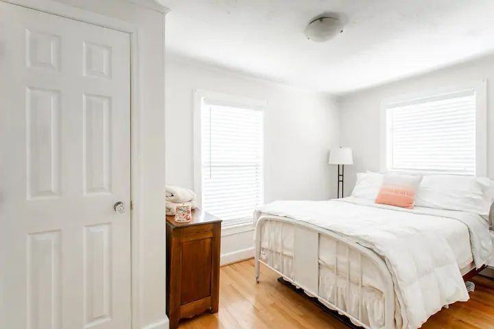 5204 Nevada Ave - Photo 7 of 8