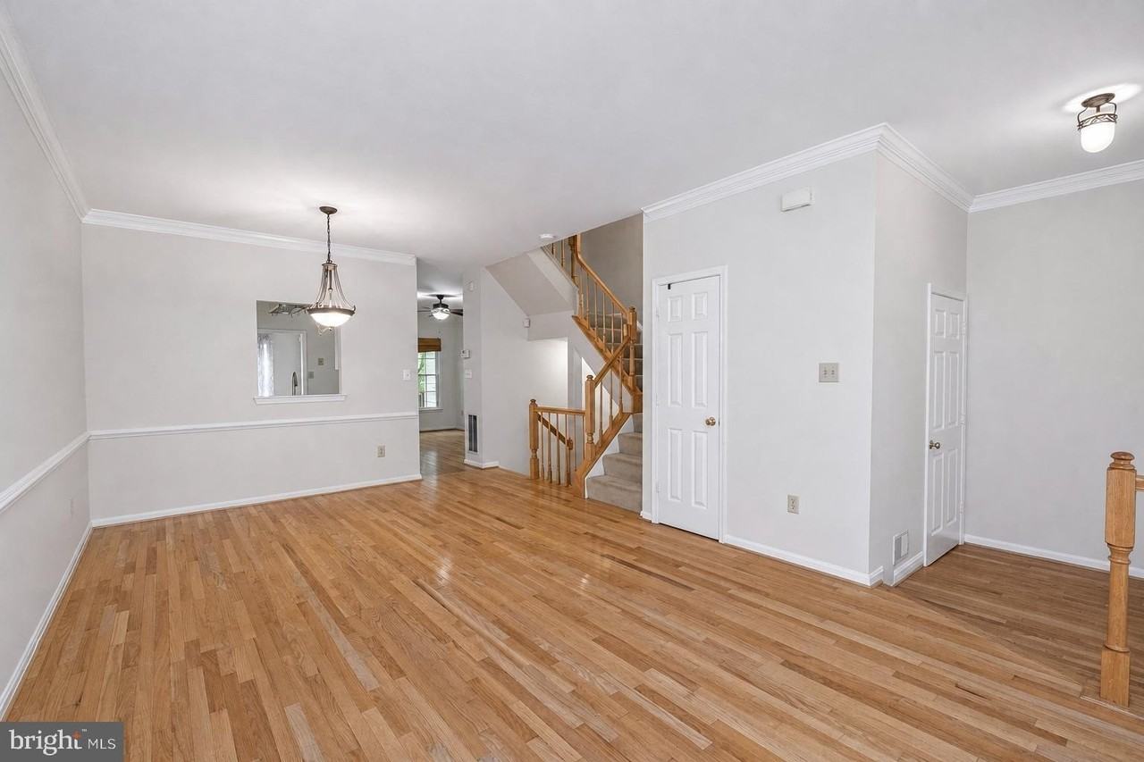 3940 Kathryn Jean Ct - Photo 6 of 46