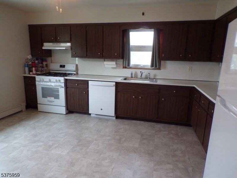 22 John St ##1 - Photo 6 of 17