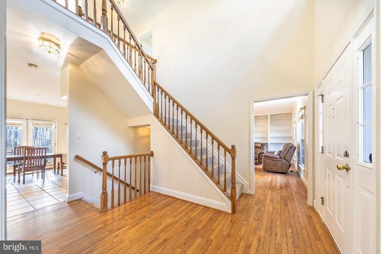 36767 Pelham Ct - Photo 4 of 38