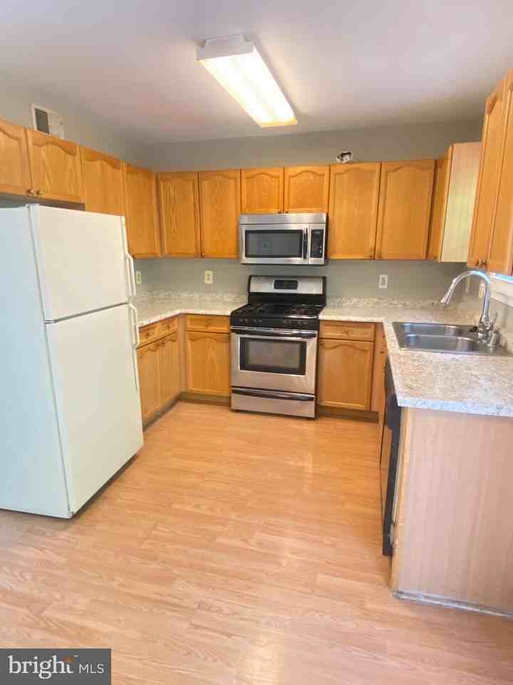 20844 Apollo Ter - Photo 4 of 17