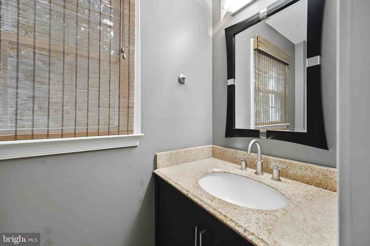 10212 Winged Elm Cir - Photo 7 of 24