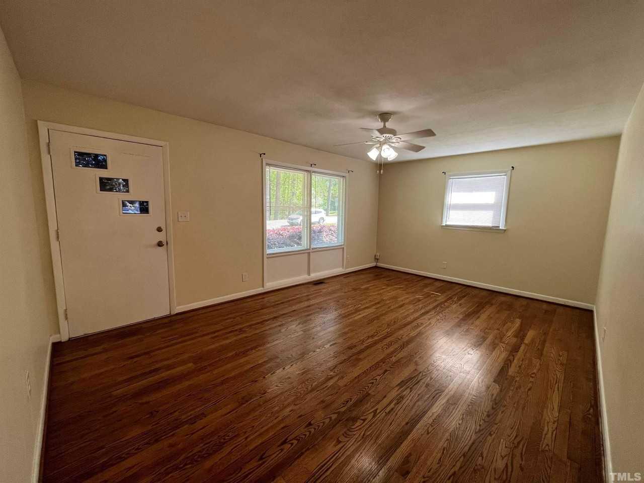 207 W Boundary St - Photo 4 of 17