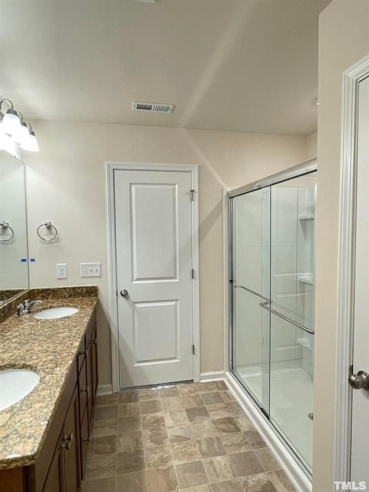 1230 Gemfor St - Photo 6 of 16