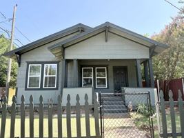 featured image of 2115 Avenue F