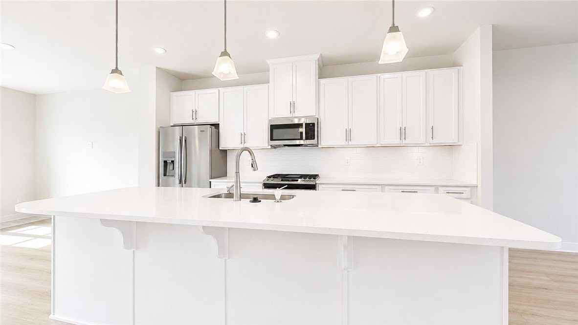 6804 Sycamore Way - Photo 7 of 44