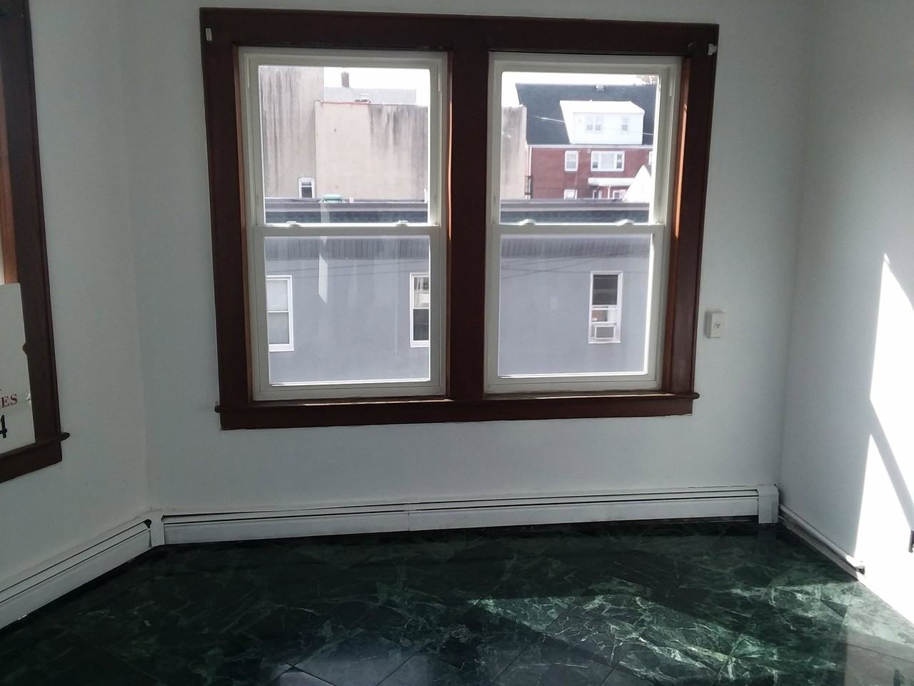 647 Anderson Ave - Photo 3 of 6