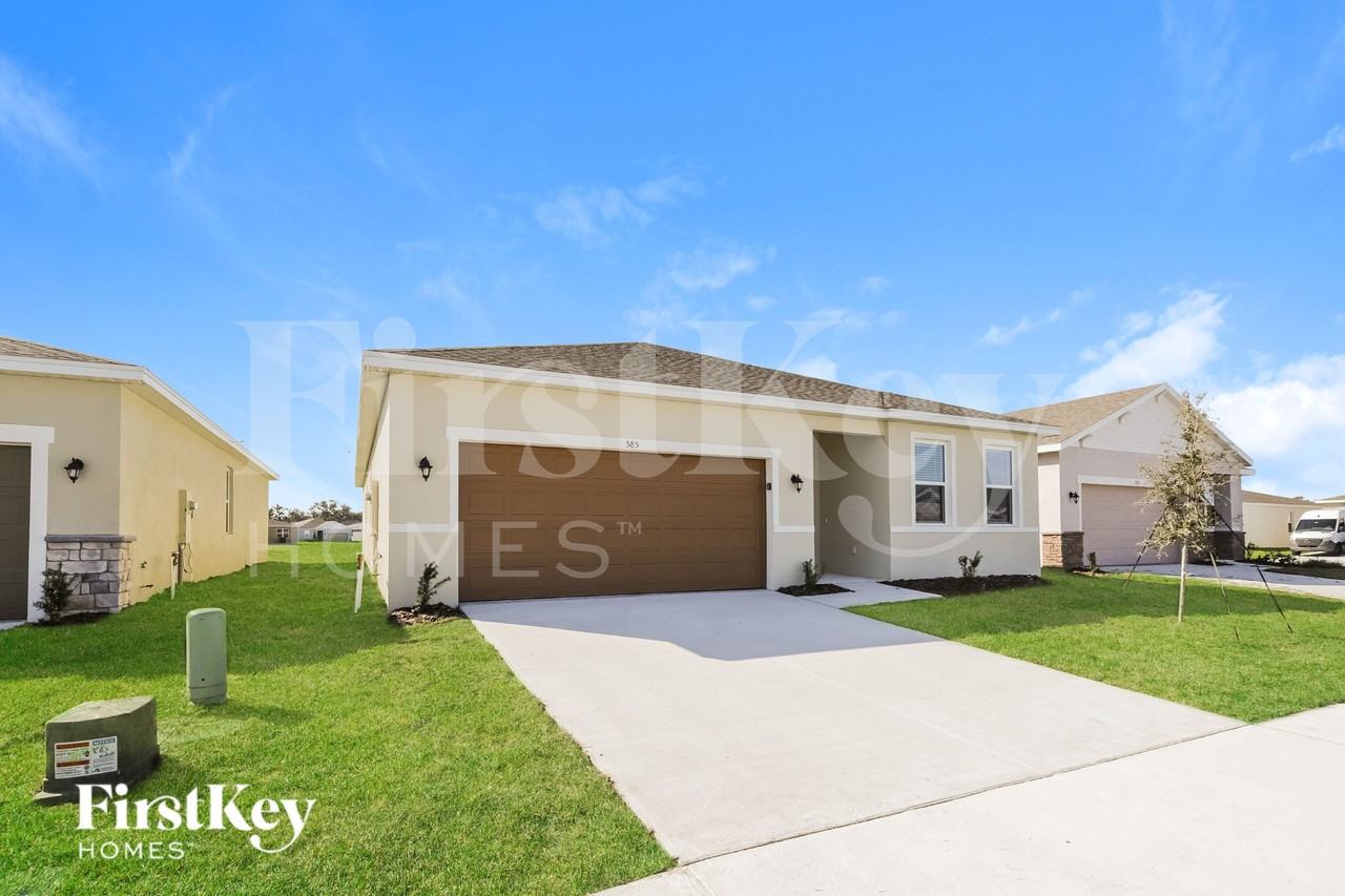 585 Crown Rose Dr - Photo 2 of 16