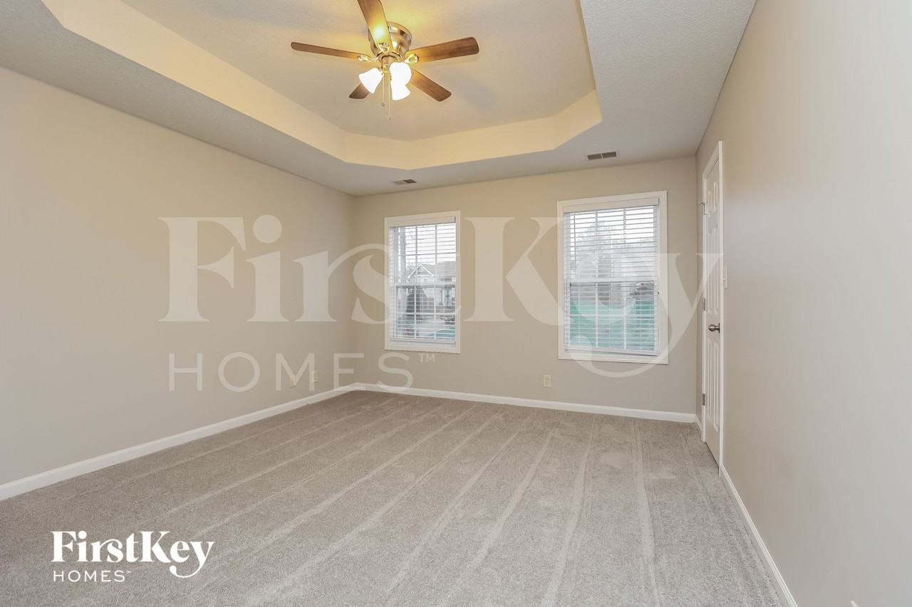 914 Hedge Apple Dr - Photo 7 of 15