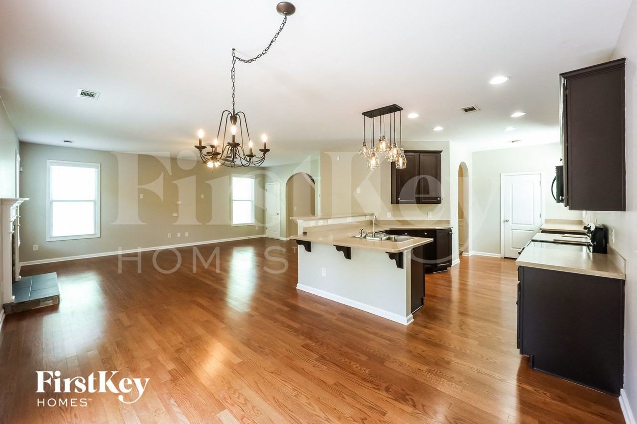 79 Stonebridge Xing - Photo 5 of 15