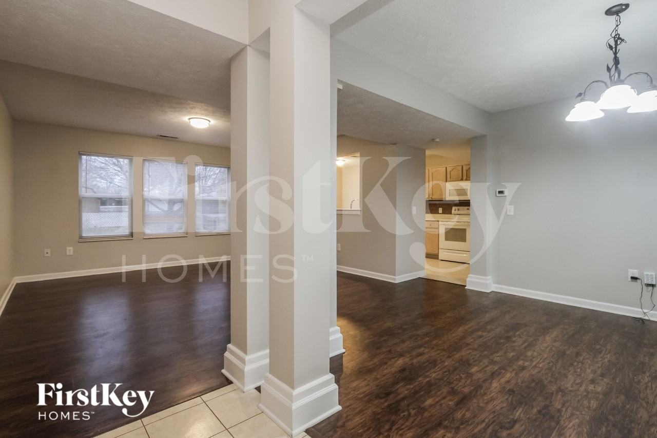 88 Bradford Ct - Photo 4 of 16