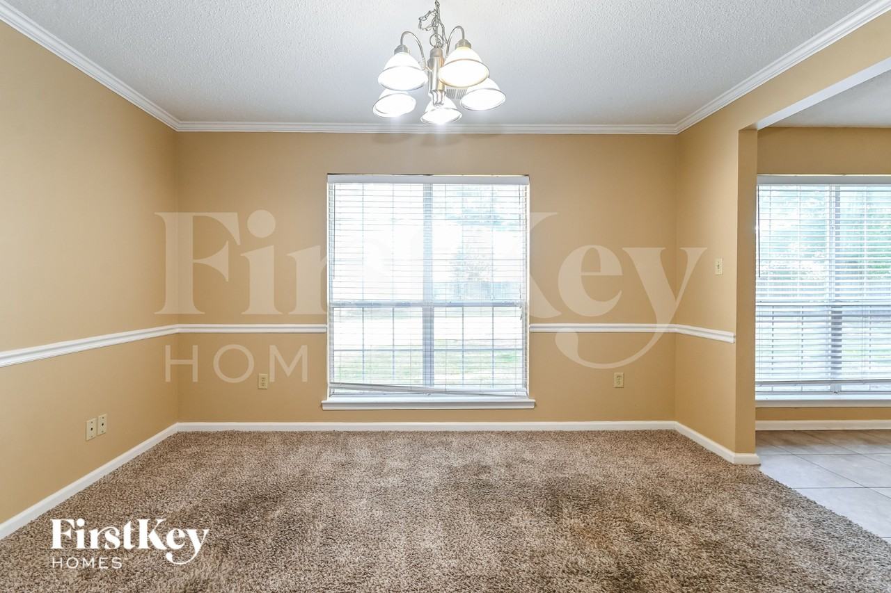 7382 Wendy Way - Photo 4 of 16