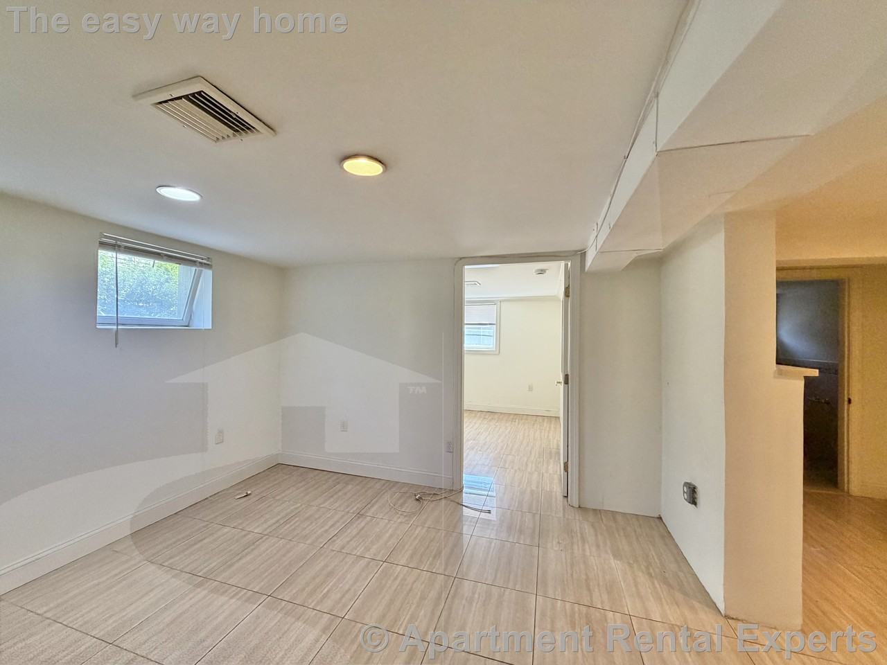 167 Summer St #B - Photo 3 of 5