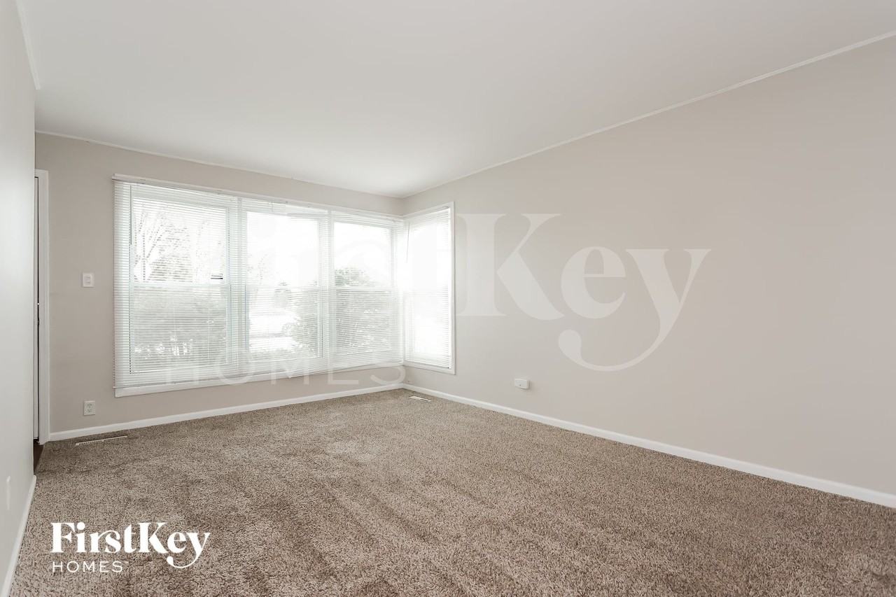 4600 W 79th Pl - Photo 3 of 15