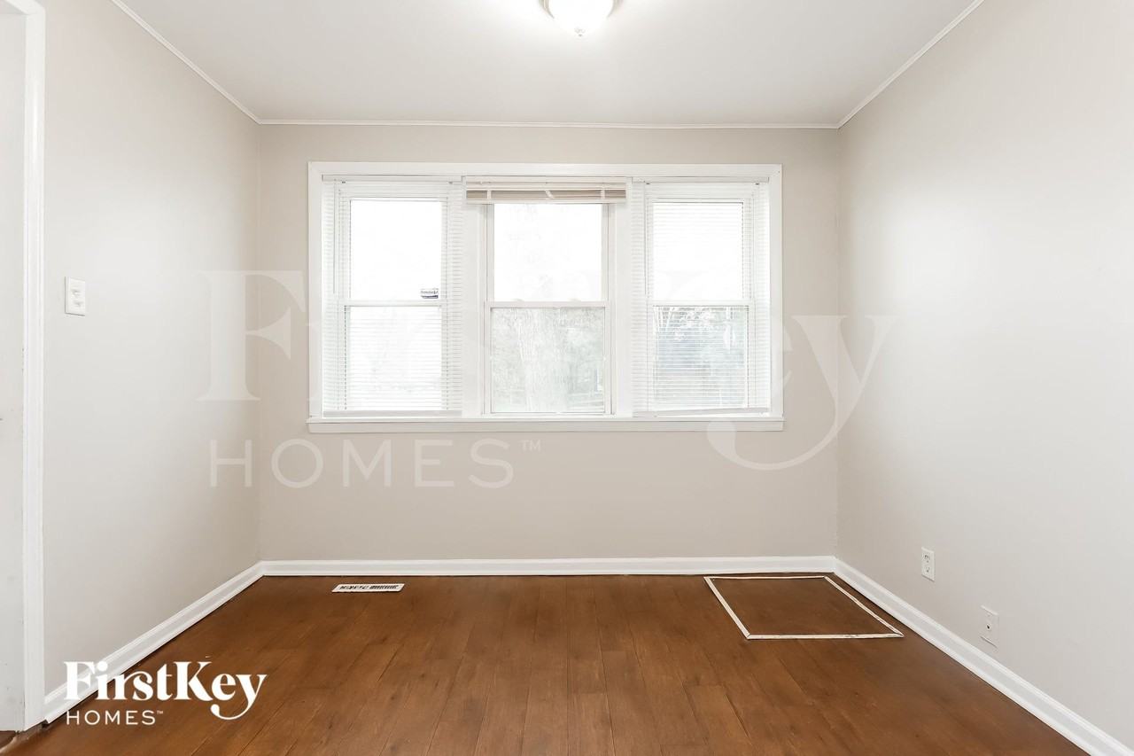 4600 W 79th Pl - Photo 5 of 15
