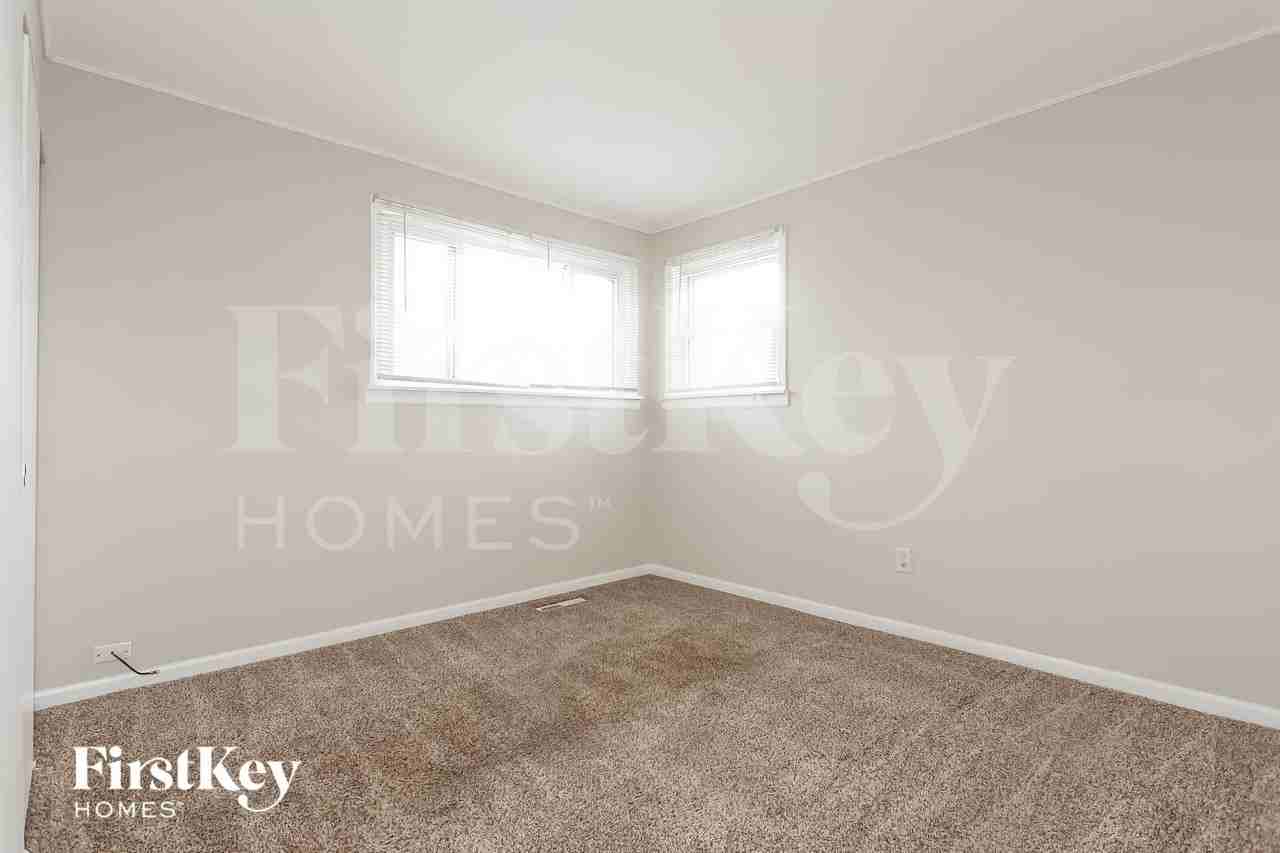 4600 W 79th Pl - Photo 7 of 15