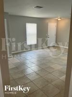 featured image of 412 10th Ave E