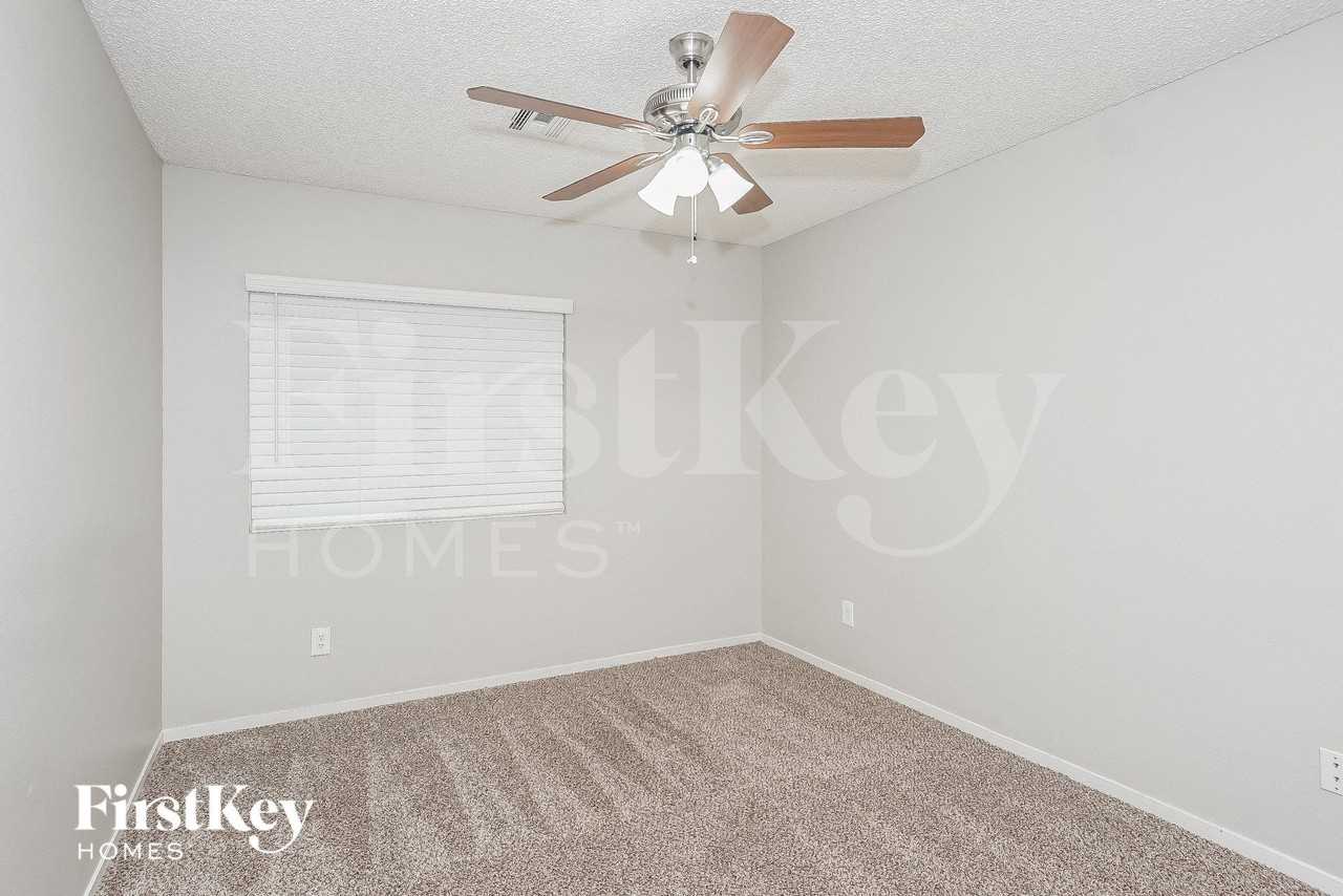 261 Mattino Way - Photo 4 of 14