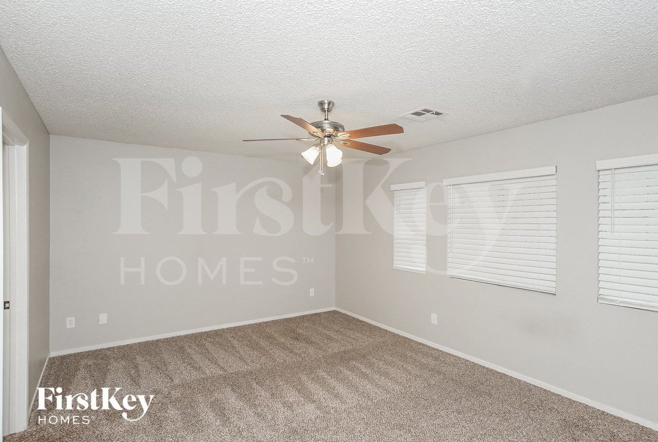 261 Mattino Way - Photo 5 of 14