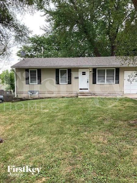 15003 Fuller Ave - Photo 2 of 4
