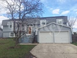 featured image of 120 S Lancaster Dr