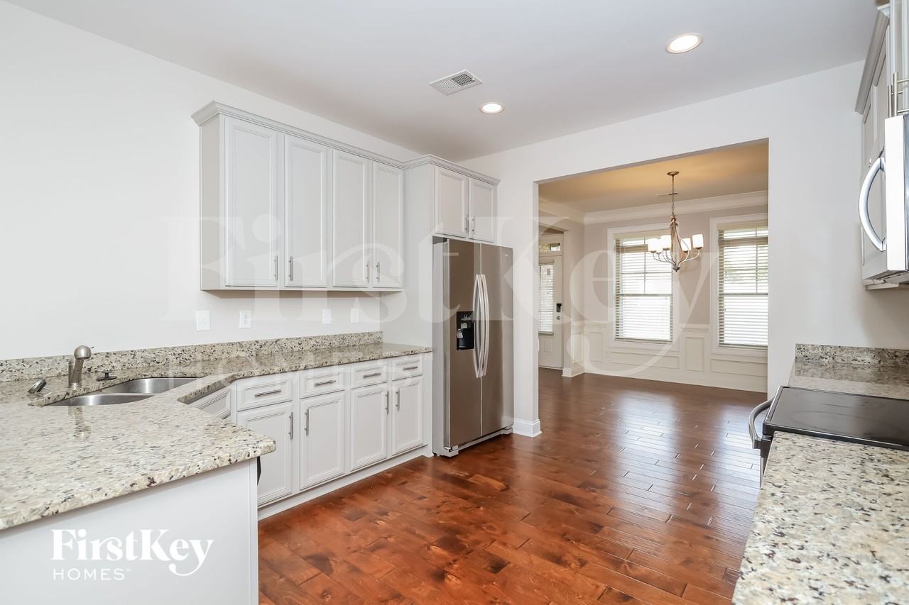 101 Village Park Dr - Photo 6 of 18